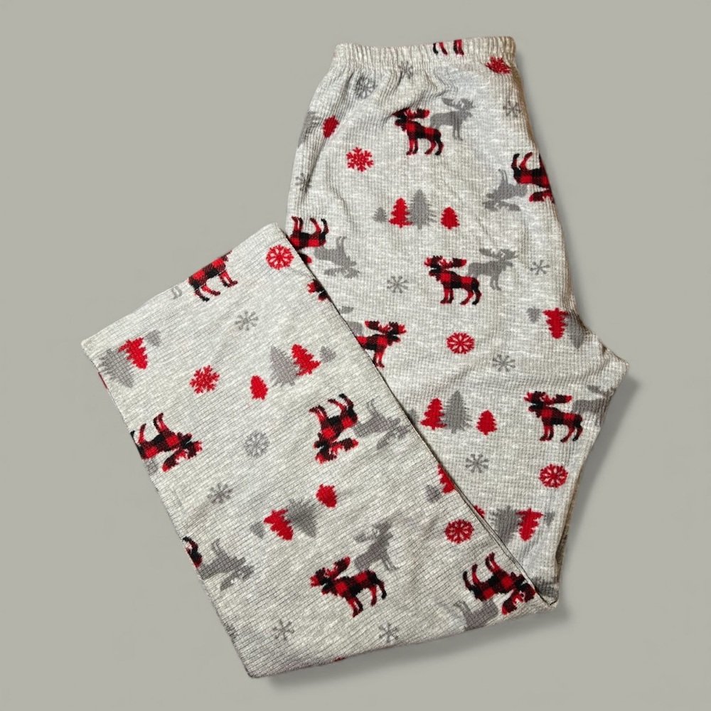 Kids Large Pajama Bottoms with red Reindeer printed on a gray waffle flannel